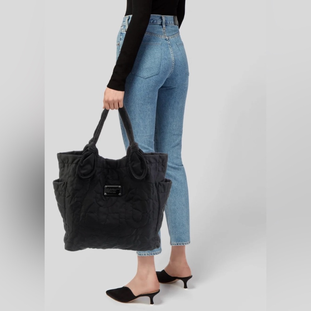 Marc By Marc Jacobs Eliza Nylon Travel Crossbody Tote Bag In Black